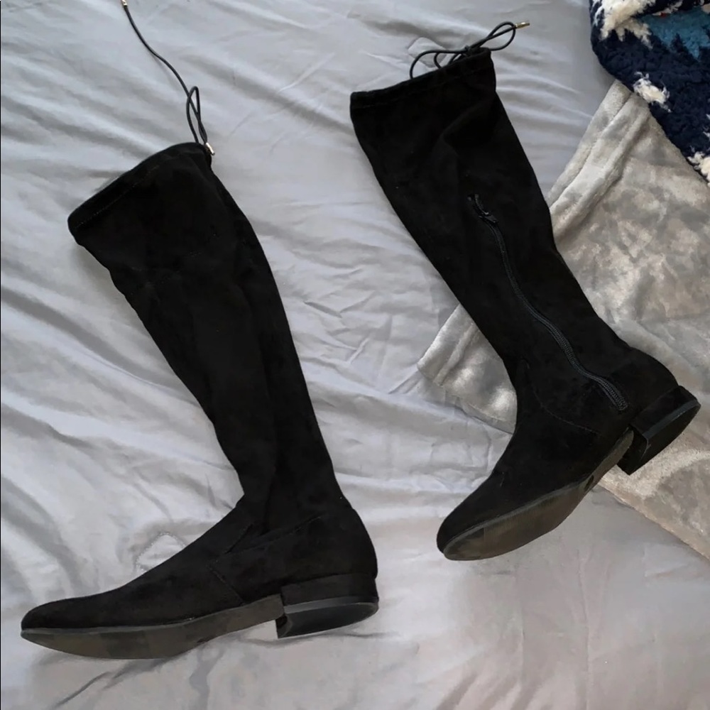 Over knee black boots. kids size 4